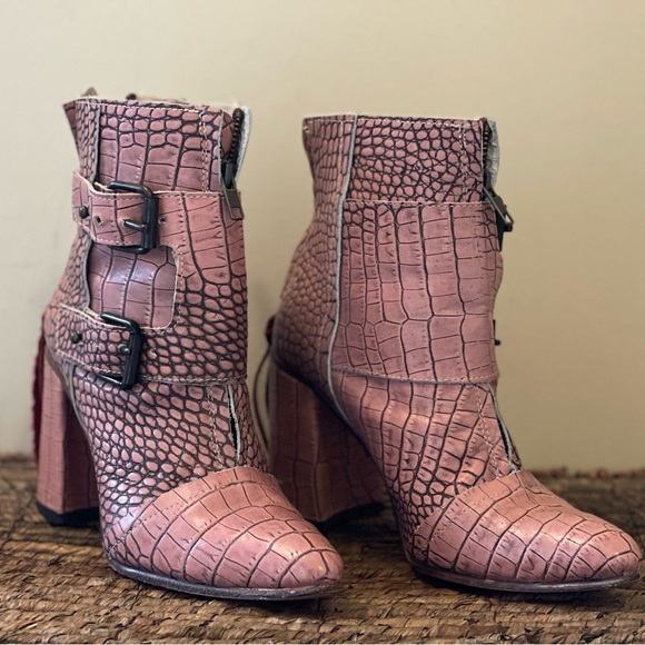 Freebird by Steven Shoes - Freebird Joey Blush sz 9 (8)